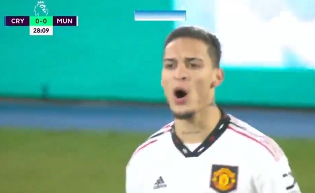 Ivan Toney lại khiến Arsenal đứng ngồi không yên - Bóng Đá