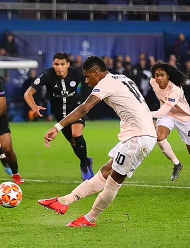 Top 10 khoảnh khắc của Rashford tại M.U - Bóng Đá