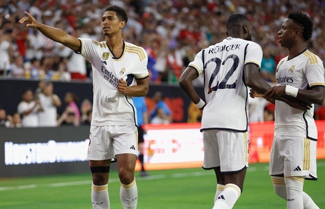 Top 10 biggest spenders of 21st Century - Bóng Đá