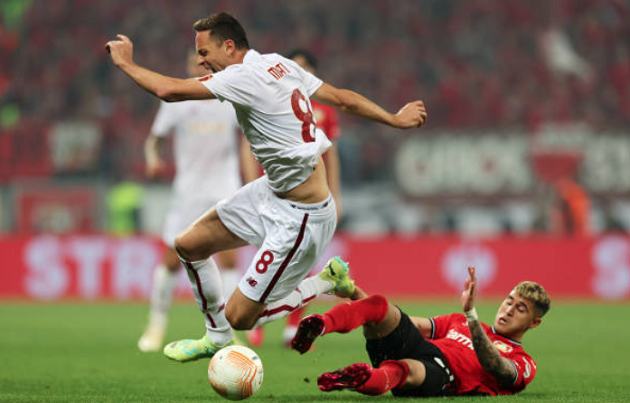 Cựu sao Man Utd tỏa sáng rực rỡ ngày Roma lập kỷ lục - Bóng Đá