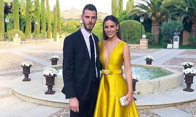  David de Gea and fiancee Edurne Garcia enjoy a pre-wedding celebration on a Spanish island - Bóng Đá