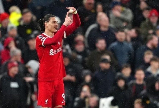 Jamie Carragher sends Liverpool stern title race warning ahead of Man Utd clash - Bóng Đá