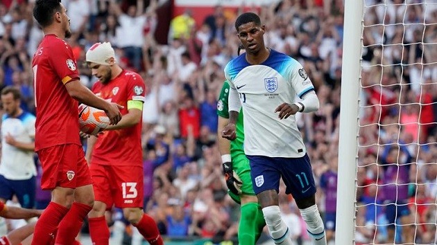 4 tháng ma ám của Rashford - Bóng Đá