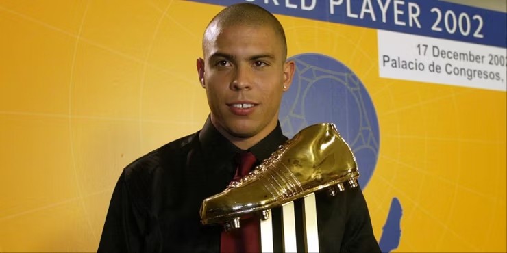 10 cầu thủ có số lượng giải thưởng cá nhân nhiều nhất trong lịch sử bóng đá - Bóng Đá