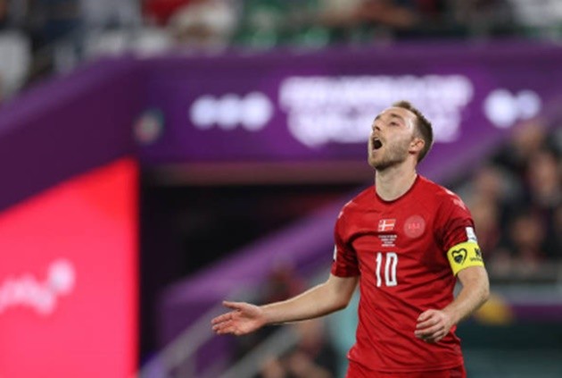 Emerson Royal and Lucas Moura taunt Richarlison - Bóng Đá