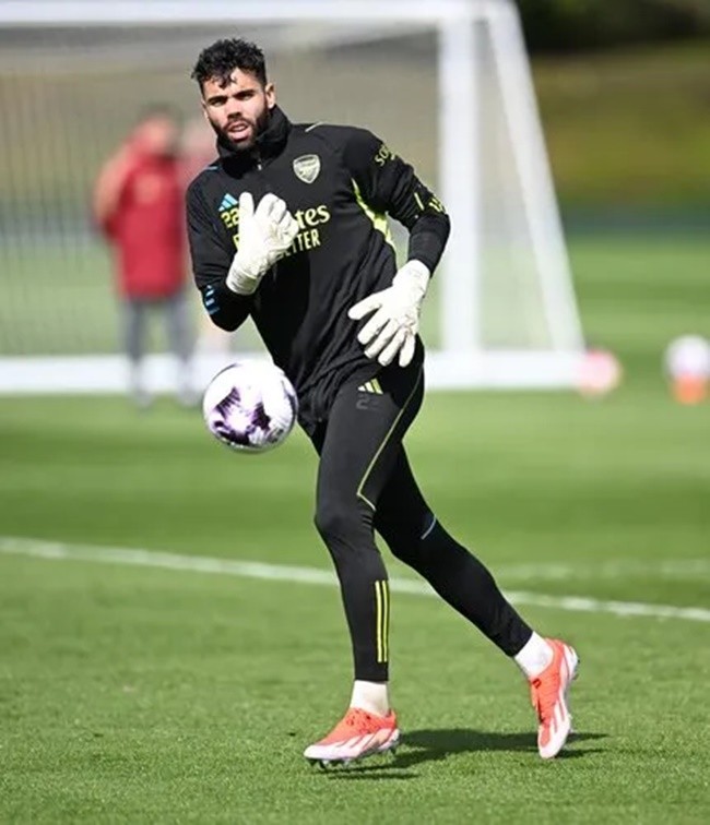 The best photos from training ahead of City clash - Bóng Đá