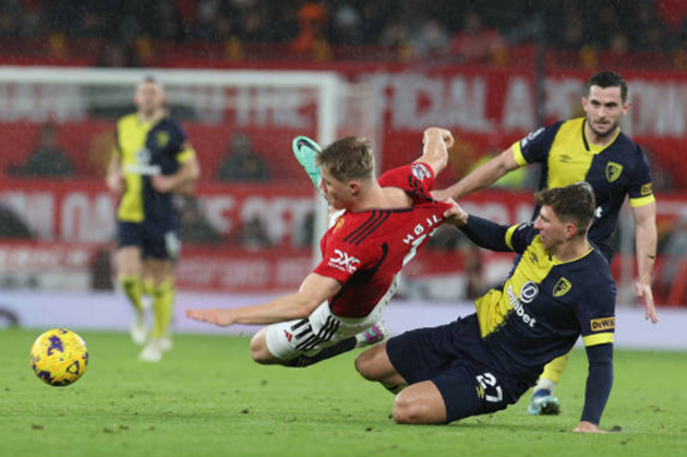 Man Utd thảm bại 3 bàn không gỡ trước Bournemouth - Bóng Đá