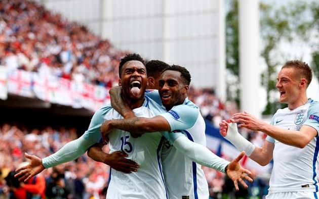 Luke Shaw tiết lộ mối thù của ĐT Anh với xứ Wales - Bóng Đá