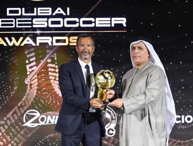 Dàn sao đổ bộ QBV Dubai, Ronaldo lại được vinh danh - Bóng Đá