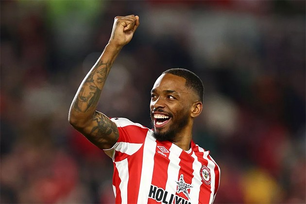 Ivan Toney nóng lòng được ra sân tại Premier League - Bóng Đá