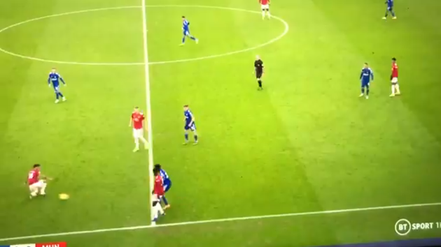 Xót xa cho Bruno Fernandes tại Man Utd chỉ sau 1 hình ảnh - Bóng Đá