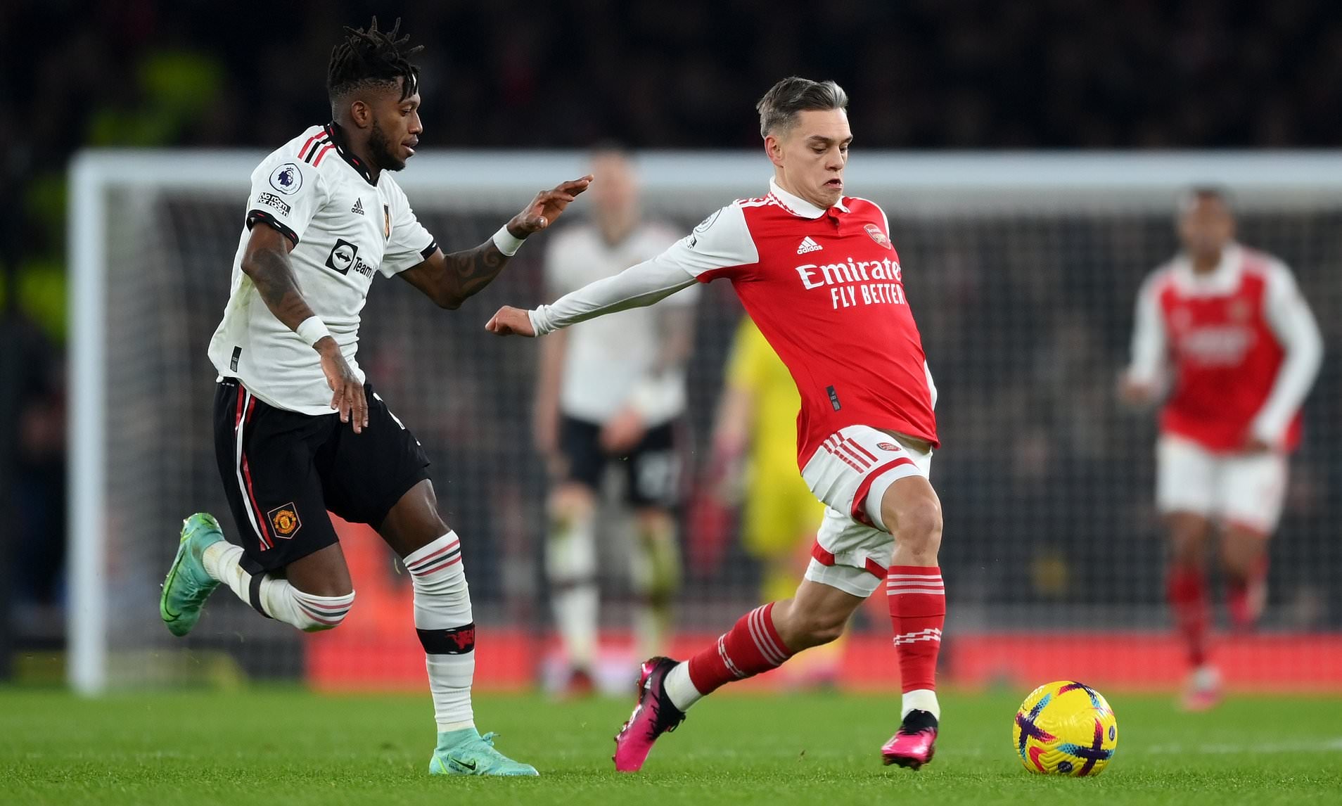 Man Utd có thể copy Arsenal, ký một phiên bản Trossard khác  - Bóng Đá