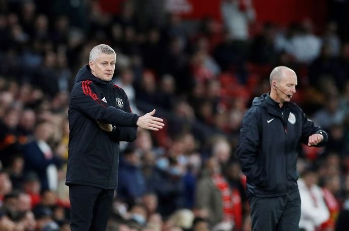 Chỉ một động thái, Conte chỉ ra điều M.U còn thiếu ở Solskjaer - Bóng Đá