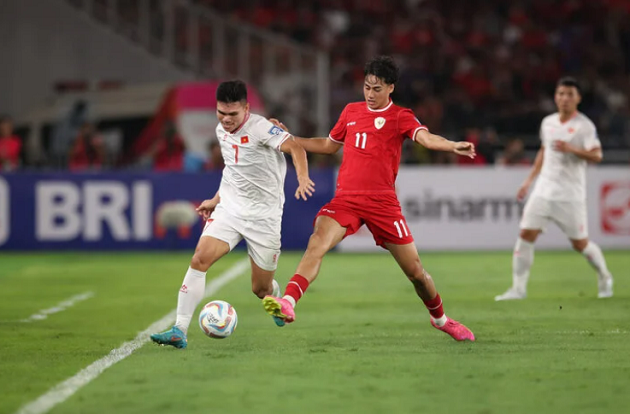 Thua Indo, ông Troussier không đổ lỗi cho mặt sân - Bóng Đá