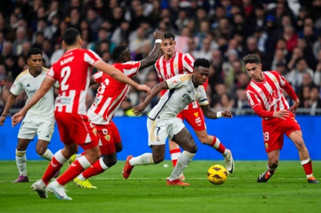 Ngược dòng phút chót, Real làm bùng nổ Bernabeu - Bóng Đá