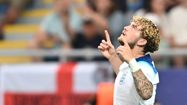 Sao Liverpool độc diễn giữa sân, U21 Anh thể hiện sự hủy diệt - Bóng Đá