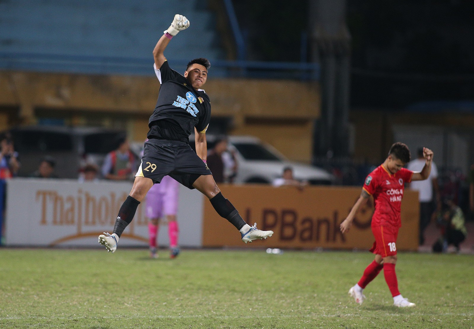 Những thương vụ bom xịt khi 'mua theo ý thầy' tại Old Trafford - Bóng Đá