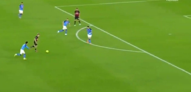 Unai Emery đang tạo nên một họng pháo rực cháy số 1 ở Premier League - Bóng Đá