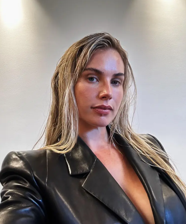 Victor Lindelof - Bóng Đá