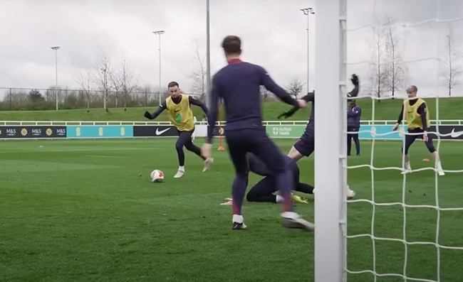 Jack Grealish posts from ‘lonely’ international break of rehab - Bóng Đá