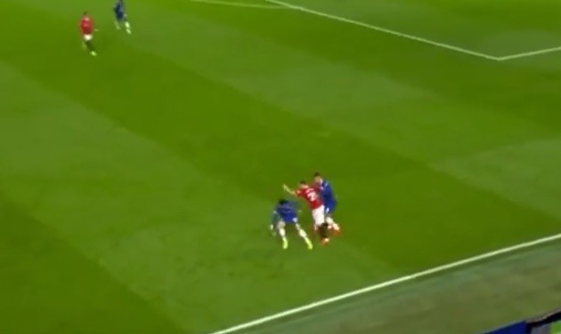 Antony và 3 hình ảnh đắt giá trước Chelsea - Bóng Đá