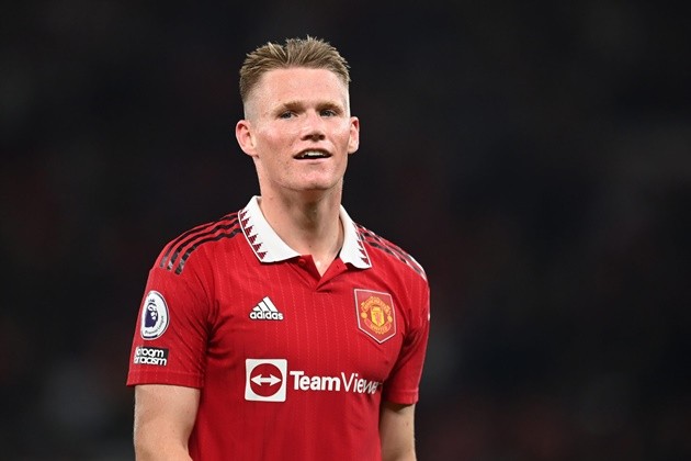 Ten Hag phải chống lại sự cám dỗ dành cho McTominay - Bóng Đá