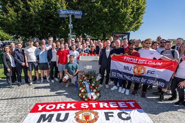 Ảnh Man Utd tập - Bóng Đá