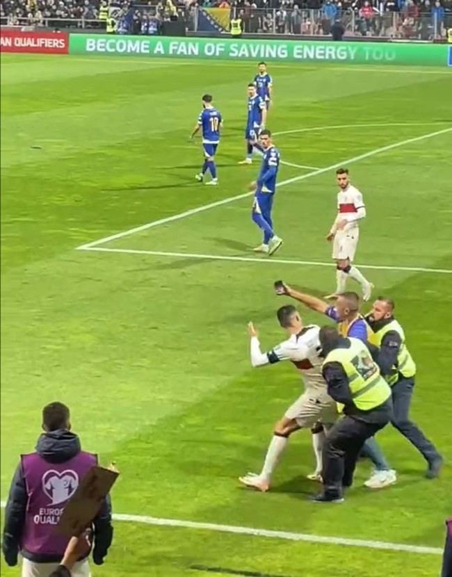 Điểm mặt những ngôi sao giúp Chelsea gây quỹ 100 triệu - Bóng Đá