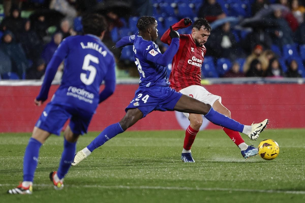 Mason Greenwood lại ghi bàn - Bóng Đá