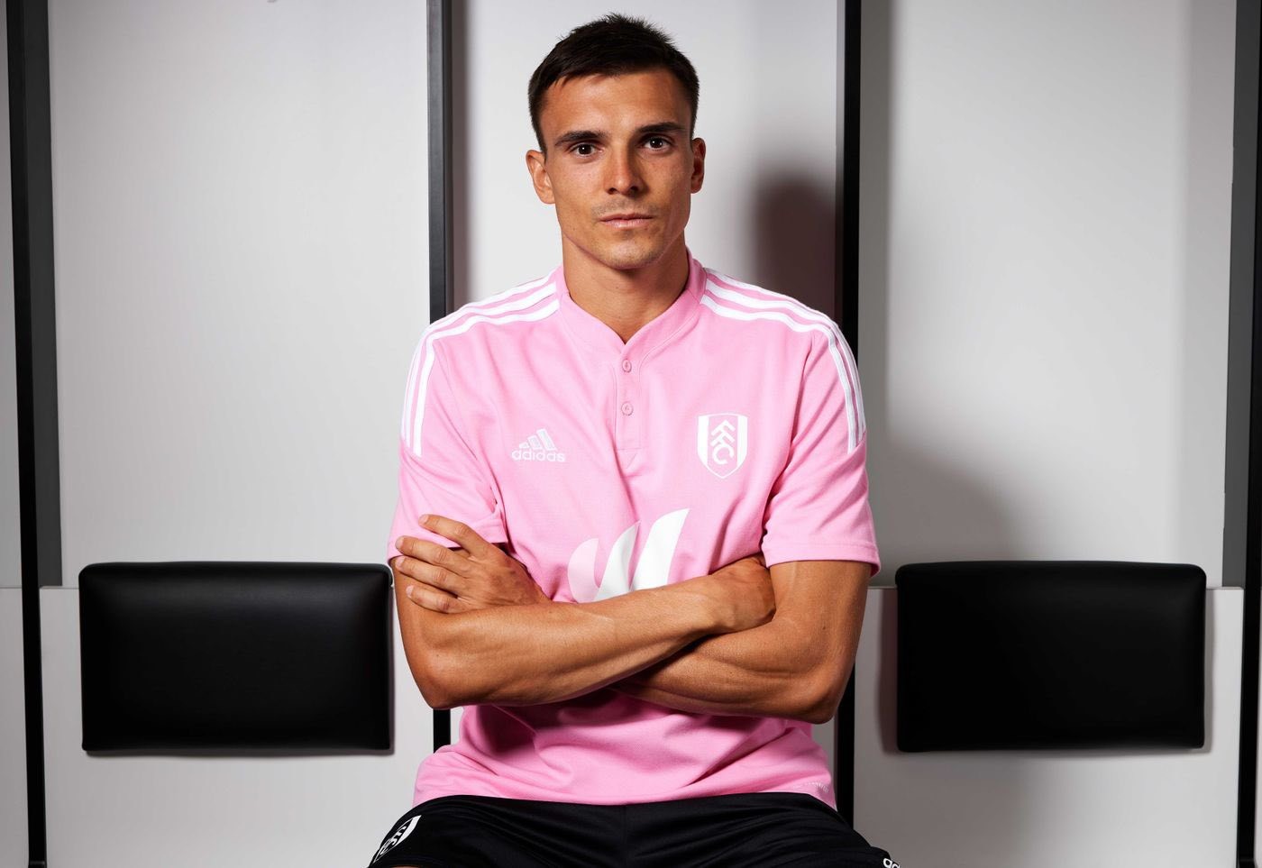 Official: Fulham sign Palhinha - Bóng Đá