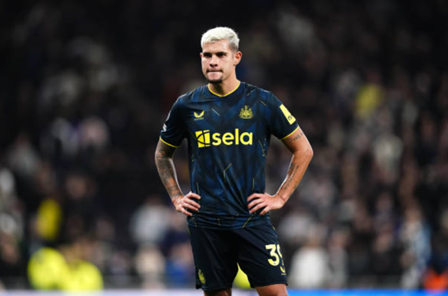 Son hủy diệt Chích chòe, Tottenham phả hơi nóng vào top 4 - Bóng Đá