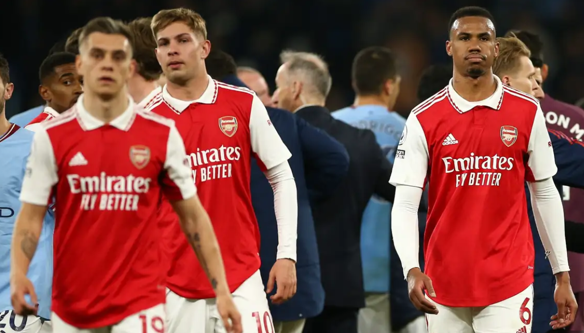  Ten biggest moments in Arsenal's title-race collapse - Bóng Đá