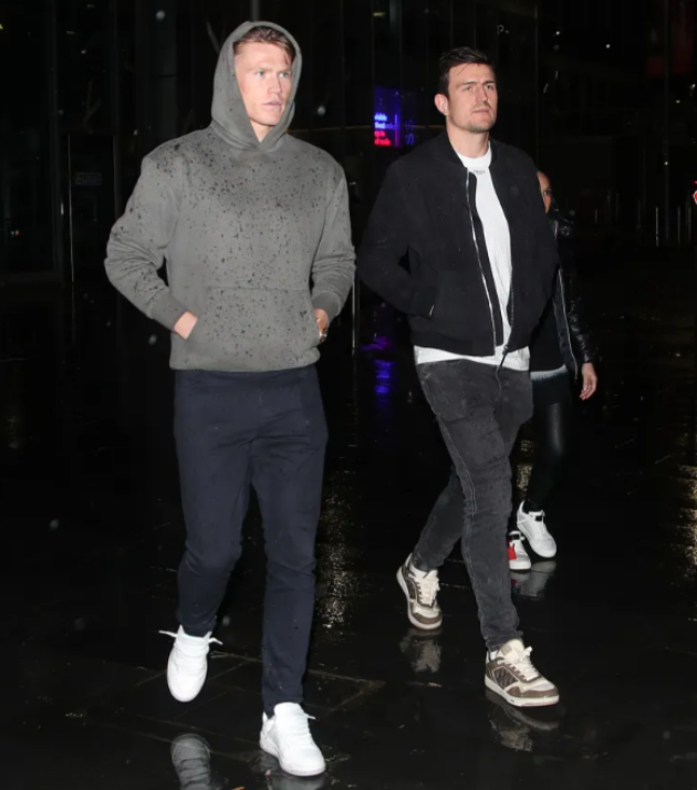 Man Utd stars head to team-bonding dinner before crunch Liverpool FA Cup clash as Red Devils fight to save their season - Bóng Đá