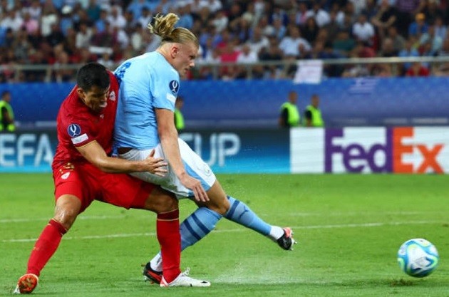 Bất ngờ Erling Haaland - Bóng Đá