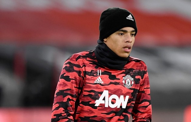 How footballers are enjoying the end of their summer breaks  - Bóng Đá