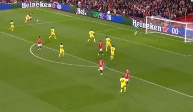 Toàn cảnh pha bóng khiến Allister sốc nặng - Bóng Đá