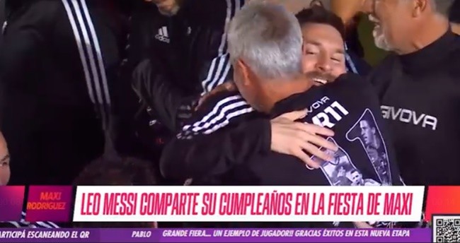 Toàn cảnh 50 sắc thái của Klopp; Van Dijk sốc nặng - Bóng Đá