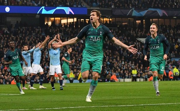 2 khoảnh khắc khiến ‘gã hề’ Tottenham bị chế giễu không thương tiếc - Bóng Đá