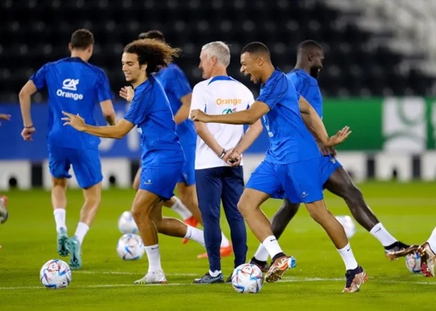 Lionel Messi join Premier League stars enjoying Christmas celebrations with family and friends - Bóng Đá