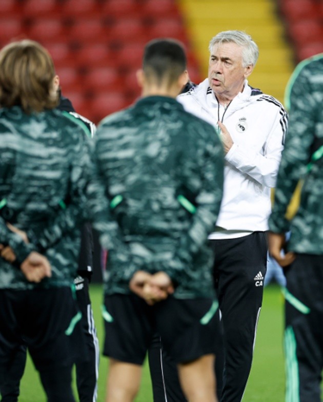 Arsenal đang đùa với lửa - Bóng Đá