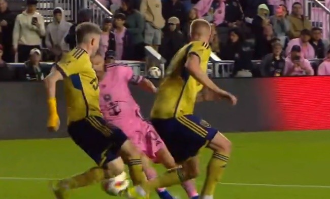 Messi lại làm điên đảo MLS - Bóng Đá