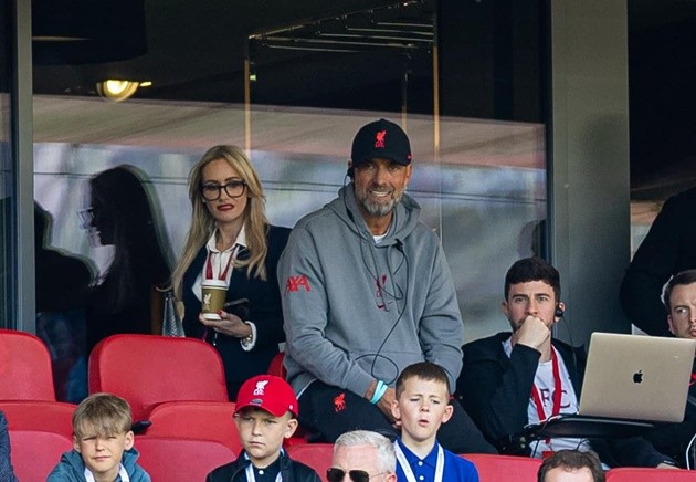 Dứt điểm thần sầu và chạy 'xé gió', Mudryk tuyên chiến với Mbappe - Bóng Đá