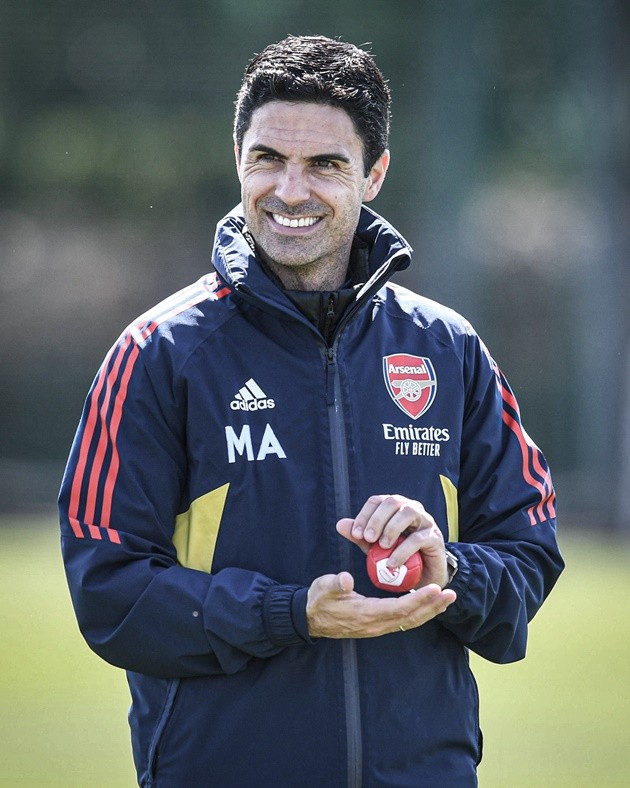 Vừa ghi bàn, sao Tottenham điên tiết tranh cãi với HLV vì bị thay ra - Bóng Đá