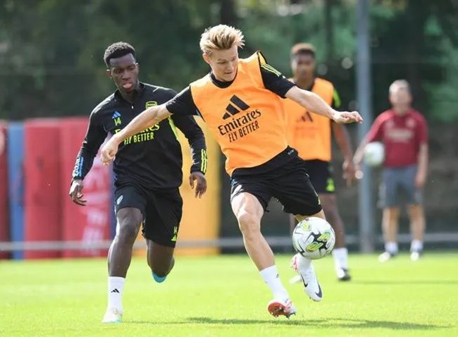 Arsenal tập - Bóng Đá