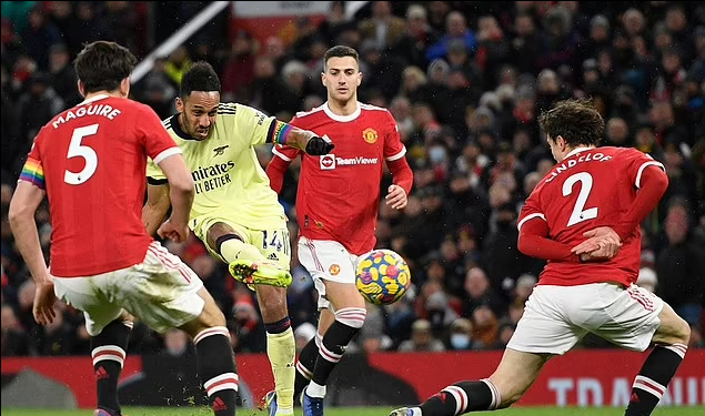 Man Utd đã vạch ra một điểm yếu cố hữu của Arsenal - Bóng Đá