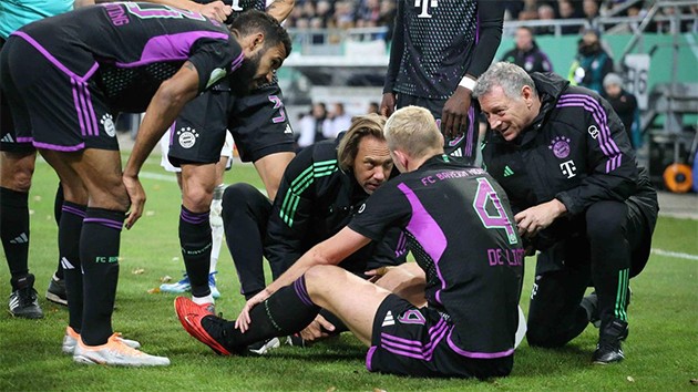 MATTHIJS DE LIGT TO MISS FOUR TO SIX WEEKS WITH AN MCL INJURY - Bóng Đá