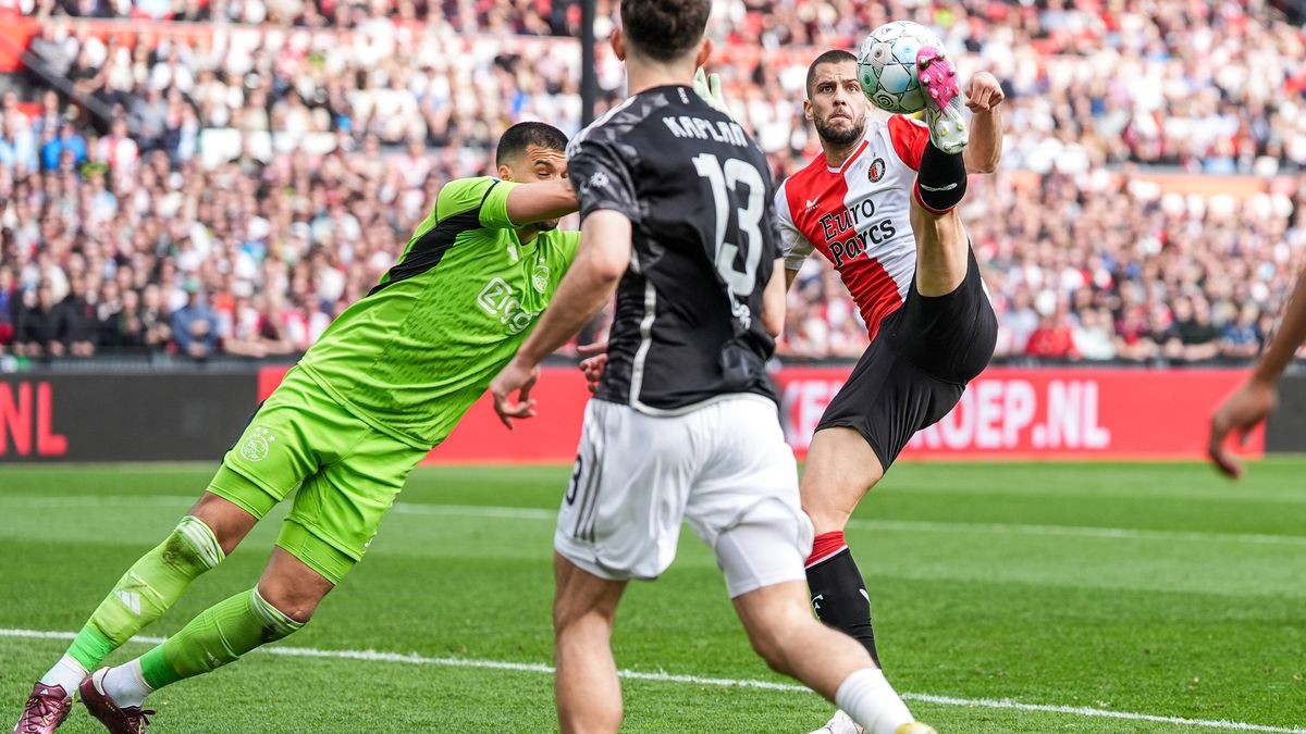 Ác mộng cho Ajax, thua trận sỉ nhục nhất lịch sử - Bóng Đá