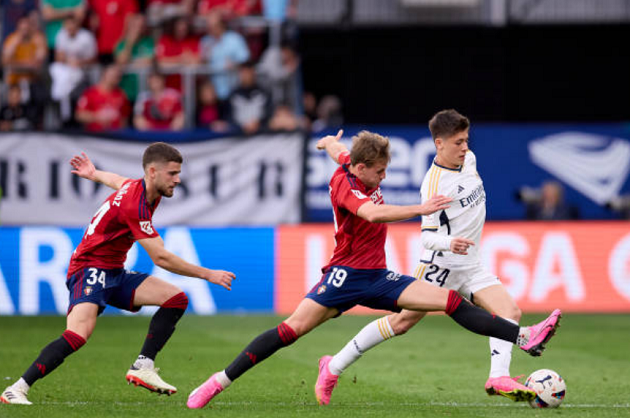 Đôi công hấp dẫn, Real tiếp tục thị uy sức mạnh ở La Liga - Bóng Đá