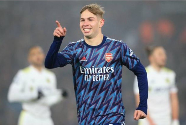 Arsenal bị cấm ăn mừng, Saka biểu diễn ma thuật - Bóng Đá