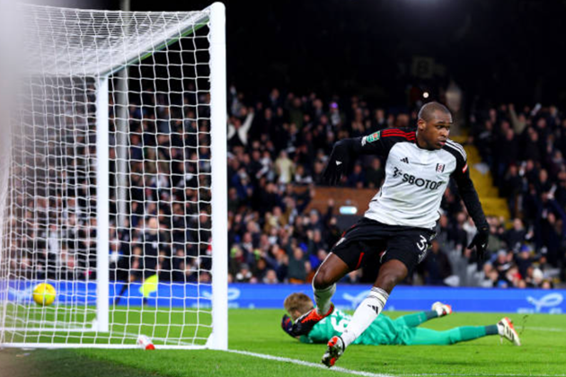 Mbappe tỏa sáng phút cuối, PSG nắm quyền tự quyết bảng tử thần - Bóng Đá